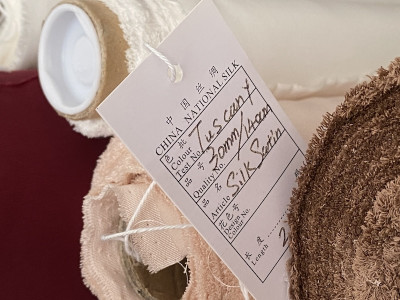 Особливості та переваги важкого натурального шовку mulberry